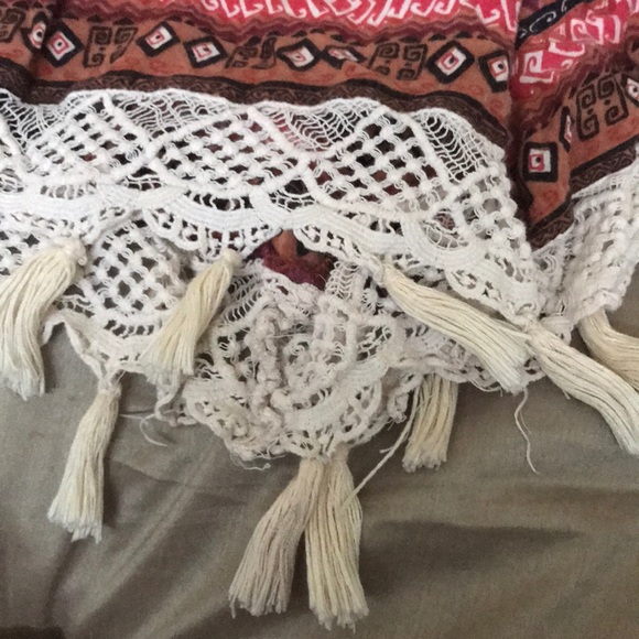 Shorts - Picture 3 of 3